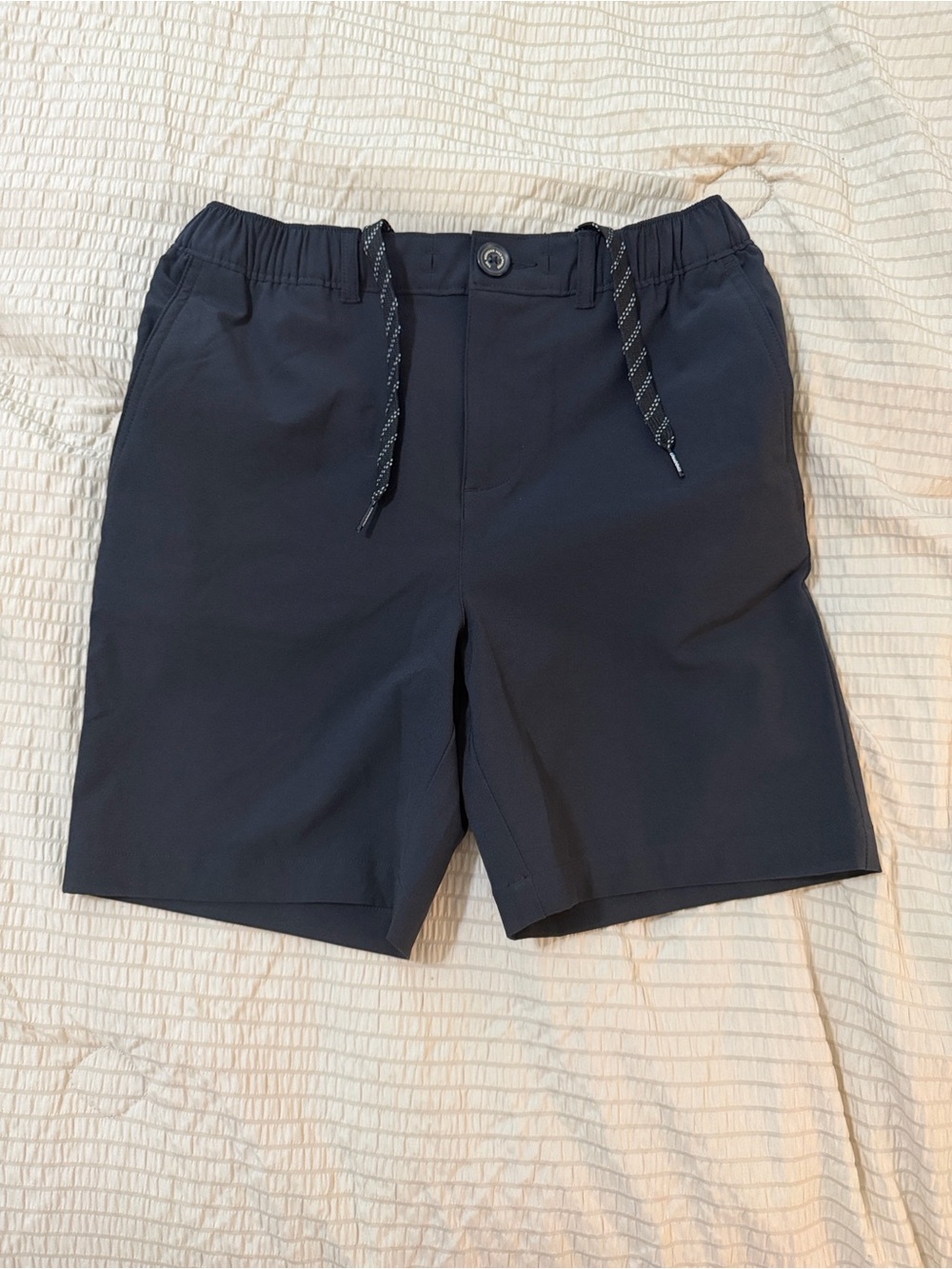 Chubbies boys Black Performance Drawstring Shorts Medium